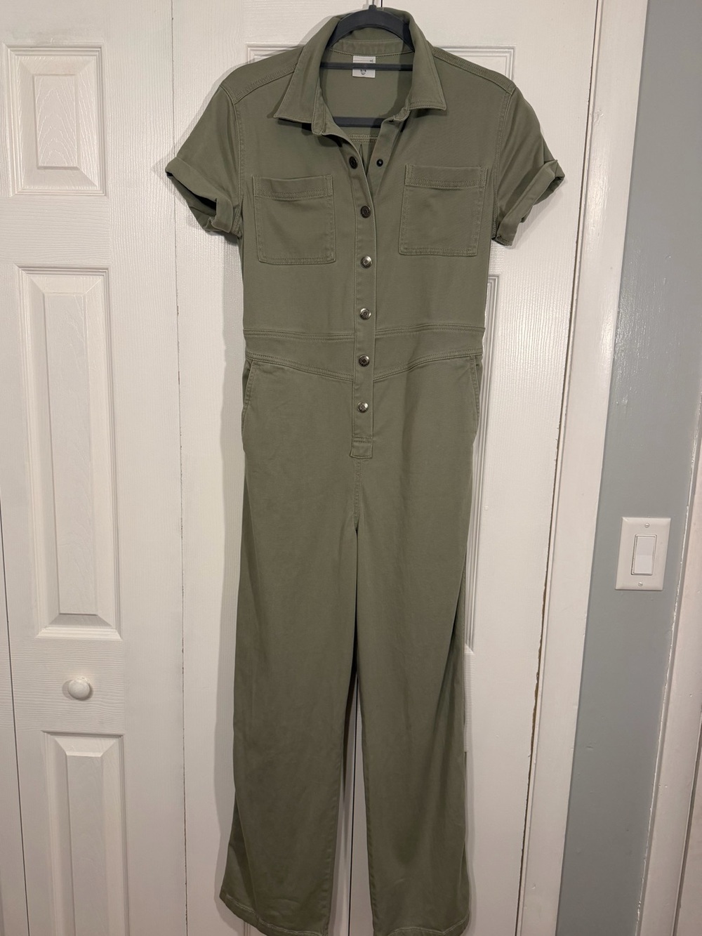 abercrombie kids Utility Jumpsuit Size 15/16 Sage Green